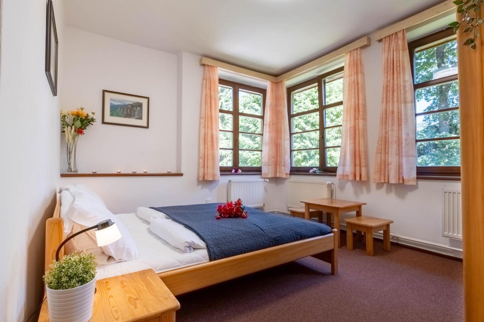 Villa With A Covered Pool, Park, And Playground Svoboda nad Upou